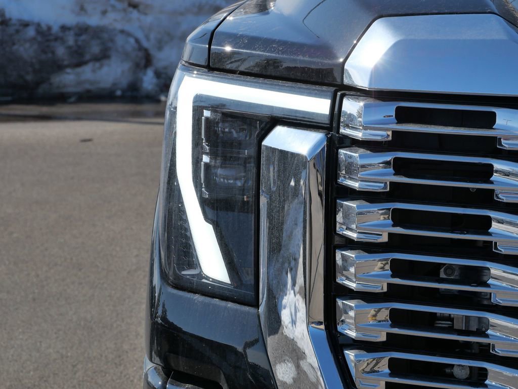 New 2026 GMC Sierra 3500 Denali w/ Denali Reserve Package image 4