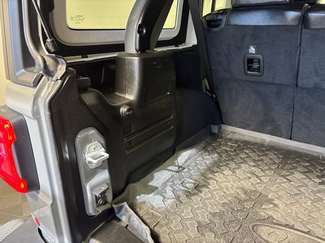 Certified 2019 Jeep Wrangler Unlimited Rubicon AWD/4WD image 9