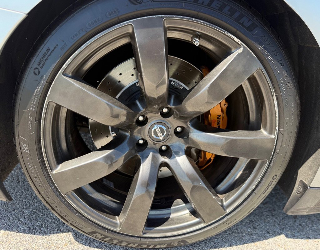 Used 2011 Nissan GT-R Premium AWD/4WD image 23