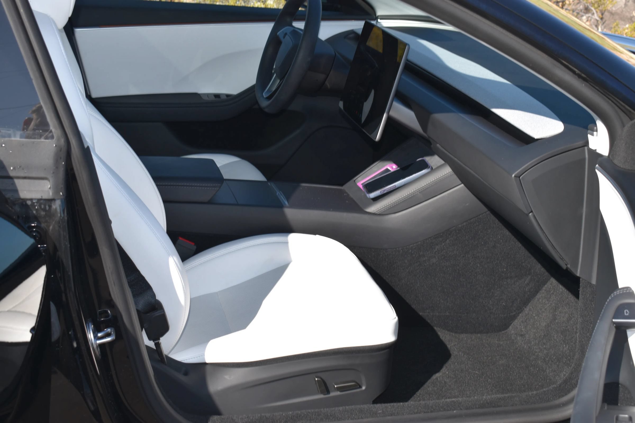 Used 2024 Tesla Model 3 Long Range AWD/4WD image 9