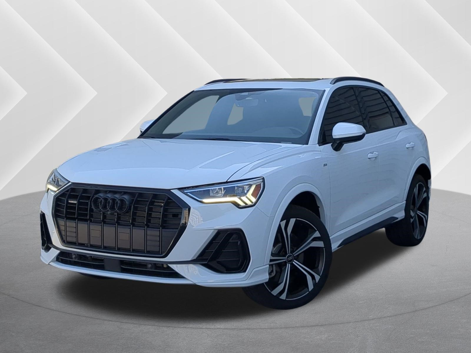 Used 2024 Audi Q3 2.0T Premium Plus AWD/4WD image 1