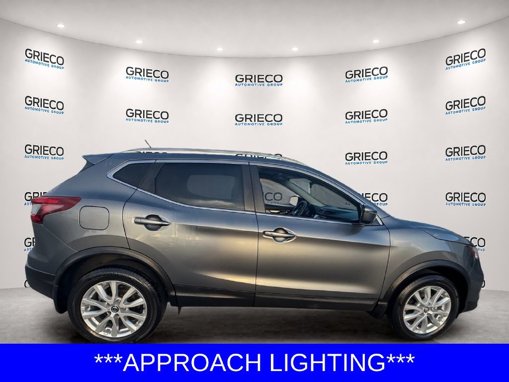 Certified 2020 Nissan Rogue Sport SV FWD image 8