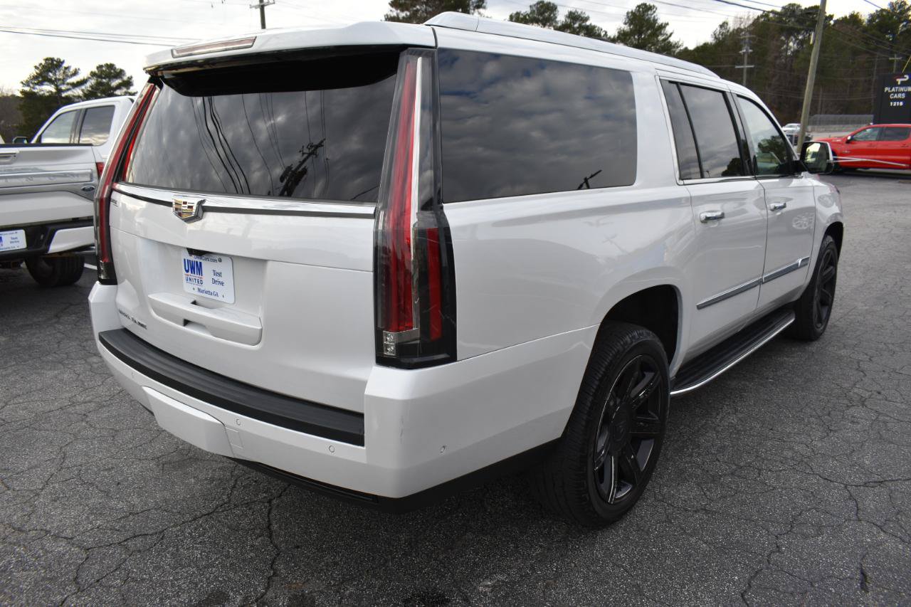 Used 2020 Cadillac Escalade ESV Premium Luxury AWD/4WD image 6