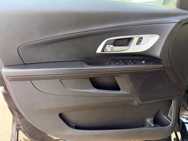 Used 2017 Chevrolet Equinox LS FWD image 17