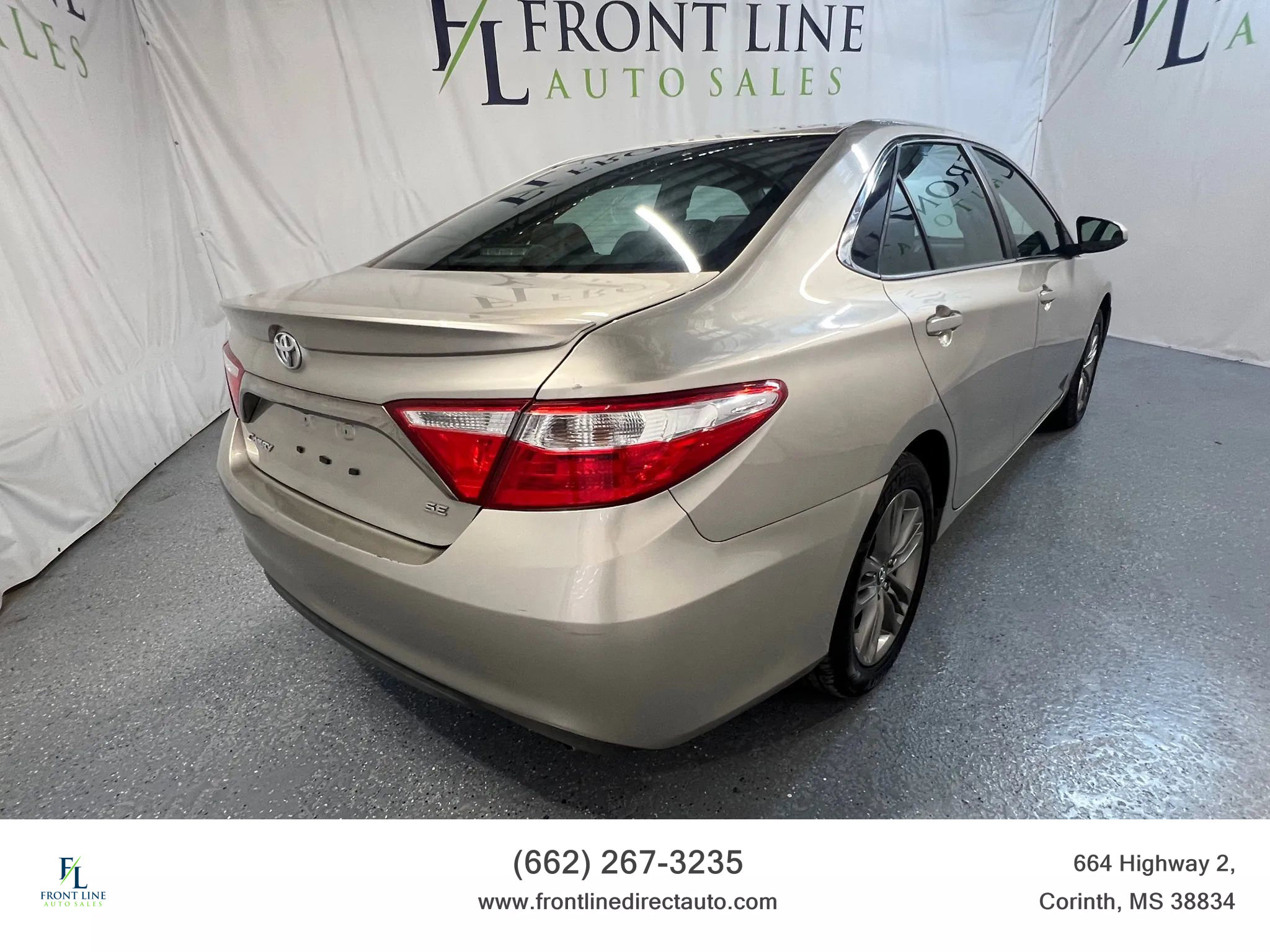 Used 2016 Toyota Camry SE image 7