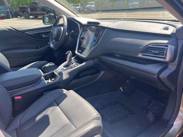 Used 2025 Subaru Outback Touring XT w/ Tech Package 3 AWD/4WD image 29