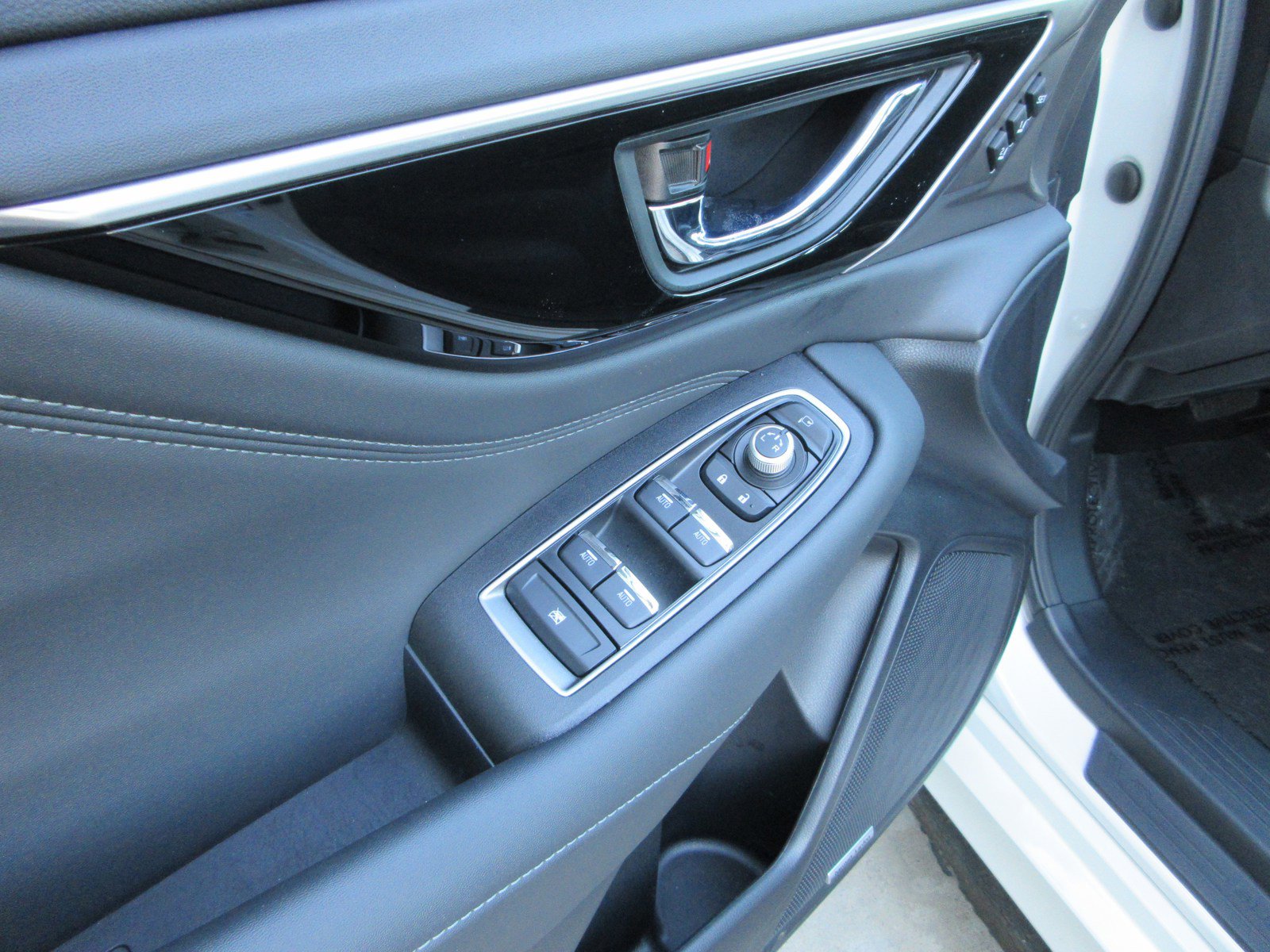 Used 2025 Subaru Legacy Touring XT image 31