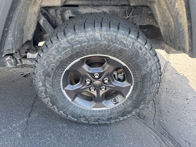Used 2020 Jeep Gladiator Rubicon w/ Uconnect 4C Nav & Sound Group AWD/4WD image 7