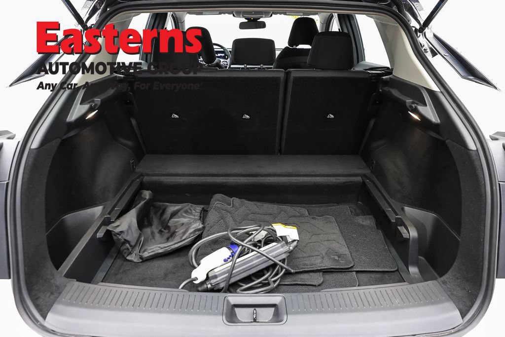 Used 2023 Nissan Ariya FWD image 9