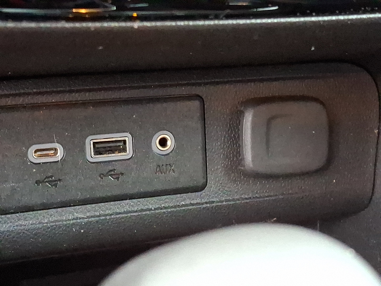 Certified 2023 Buick Encore GX Select FWD image 26