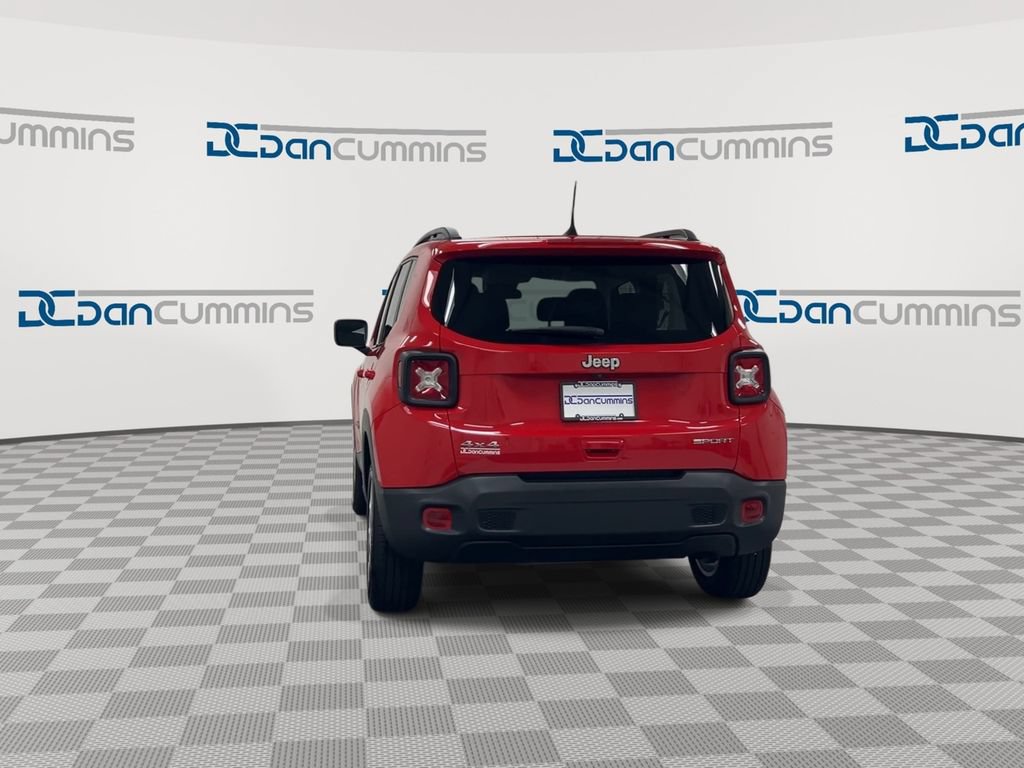 Used 2022 Jeep Renegade Sport w/ Sport Appearance Group AWD/4WD image 7