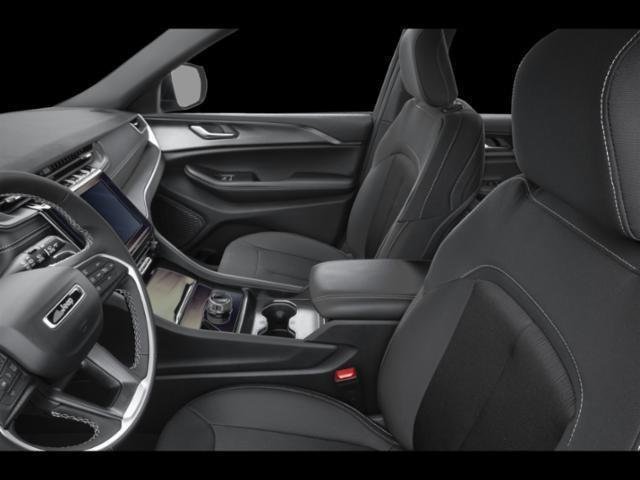 New 2027 Jeep Grand Cherokee L Summit w/ Advanced Protech Group IV AWD/4WD image 6