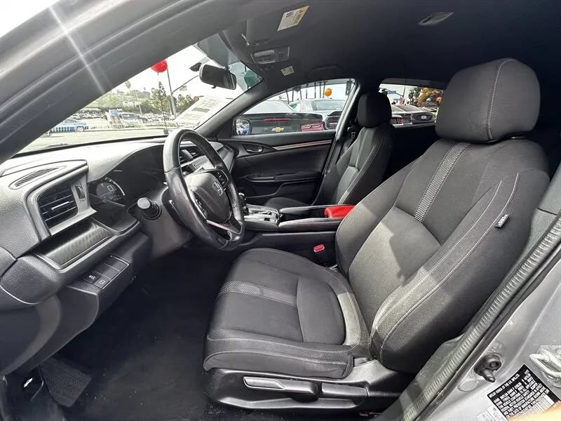 Used 2018 Honda Civic Sport image 30