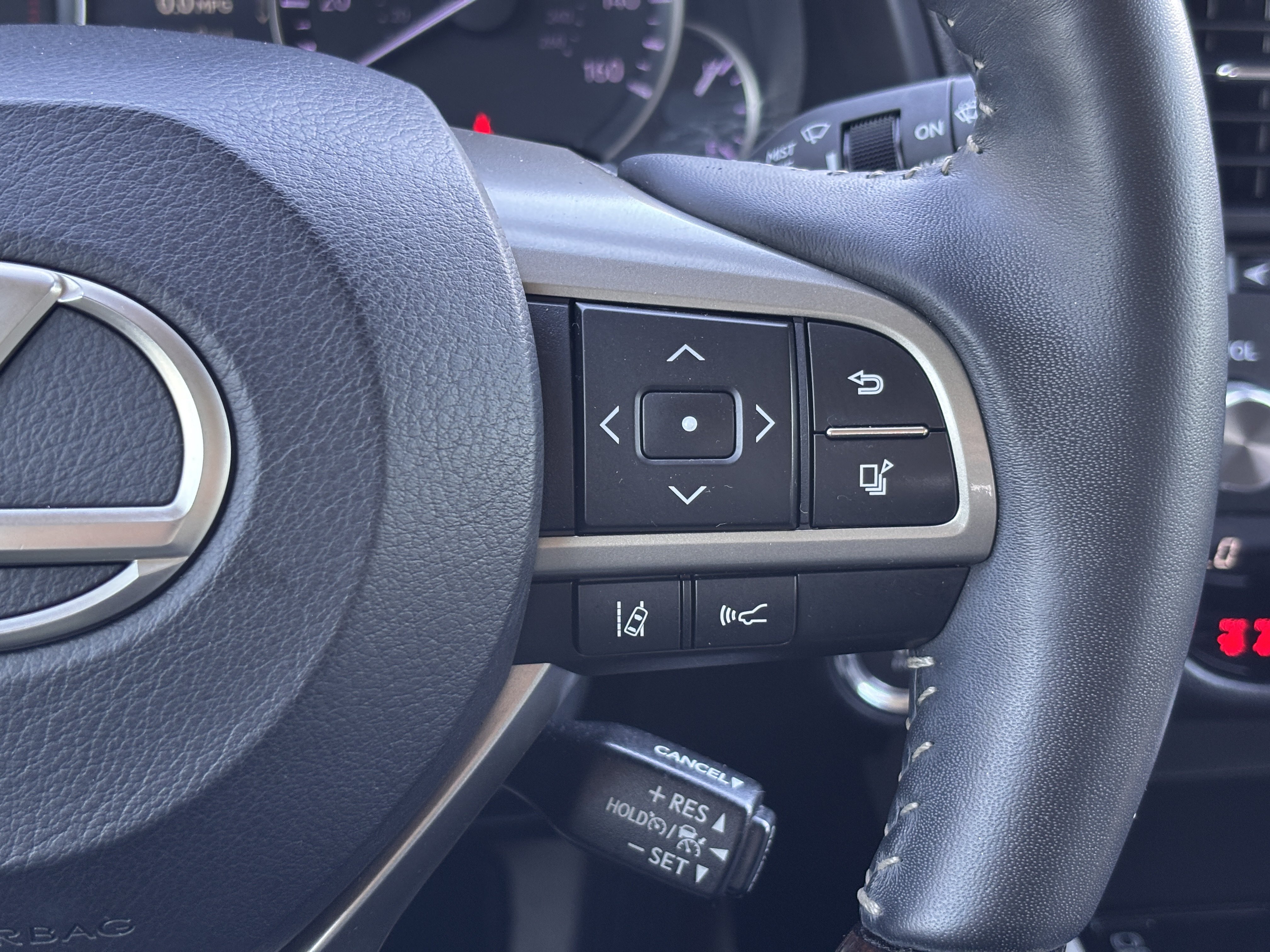 Used 2018 Lexus RX 350 FWD w/ Premium Package image 21