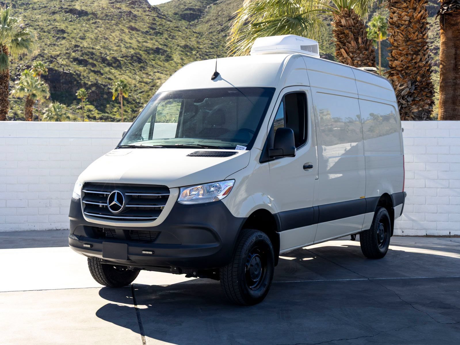 Used 2022 Mercedes-Benz Sprinter 2500 w/ Acoustic Package image 6