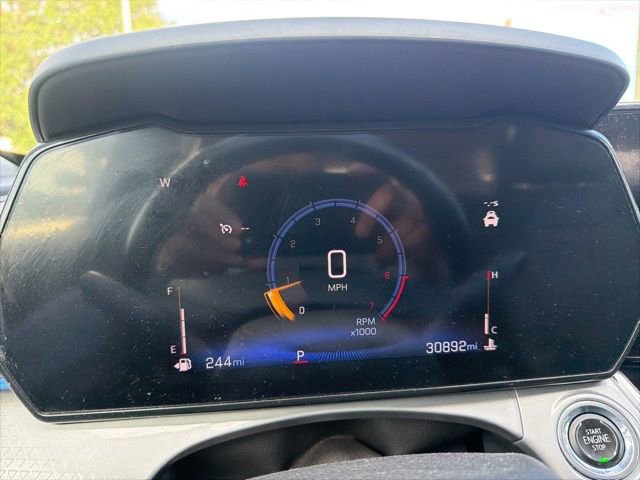 Used 2025 Chevrolet Trax LT w/ Driver Confidence Package FWD image 12