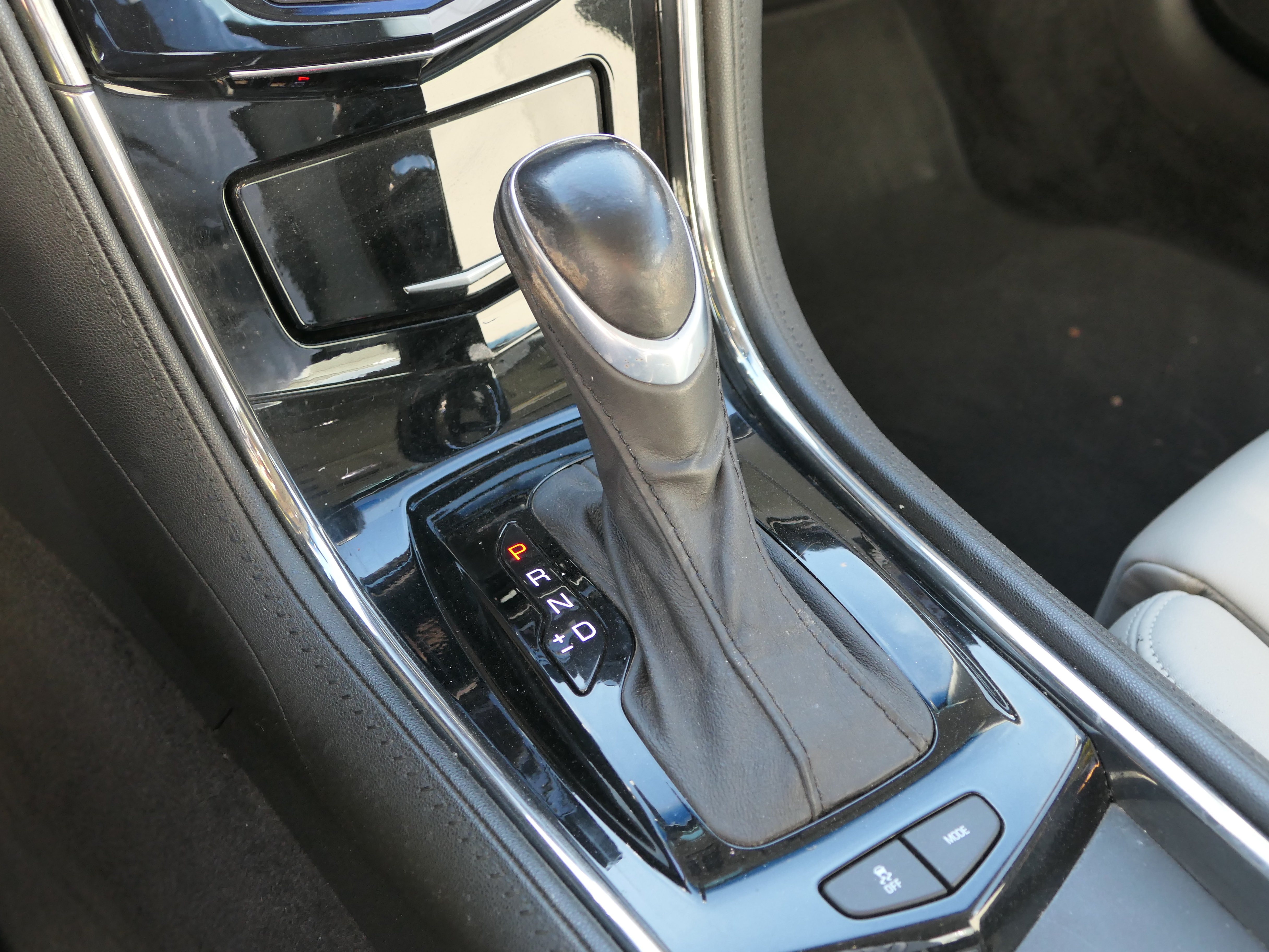 Used 2015 Cadillac ATS Luxury RWD image 22