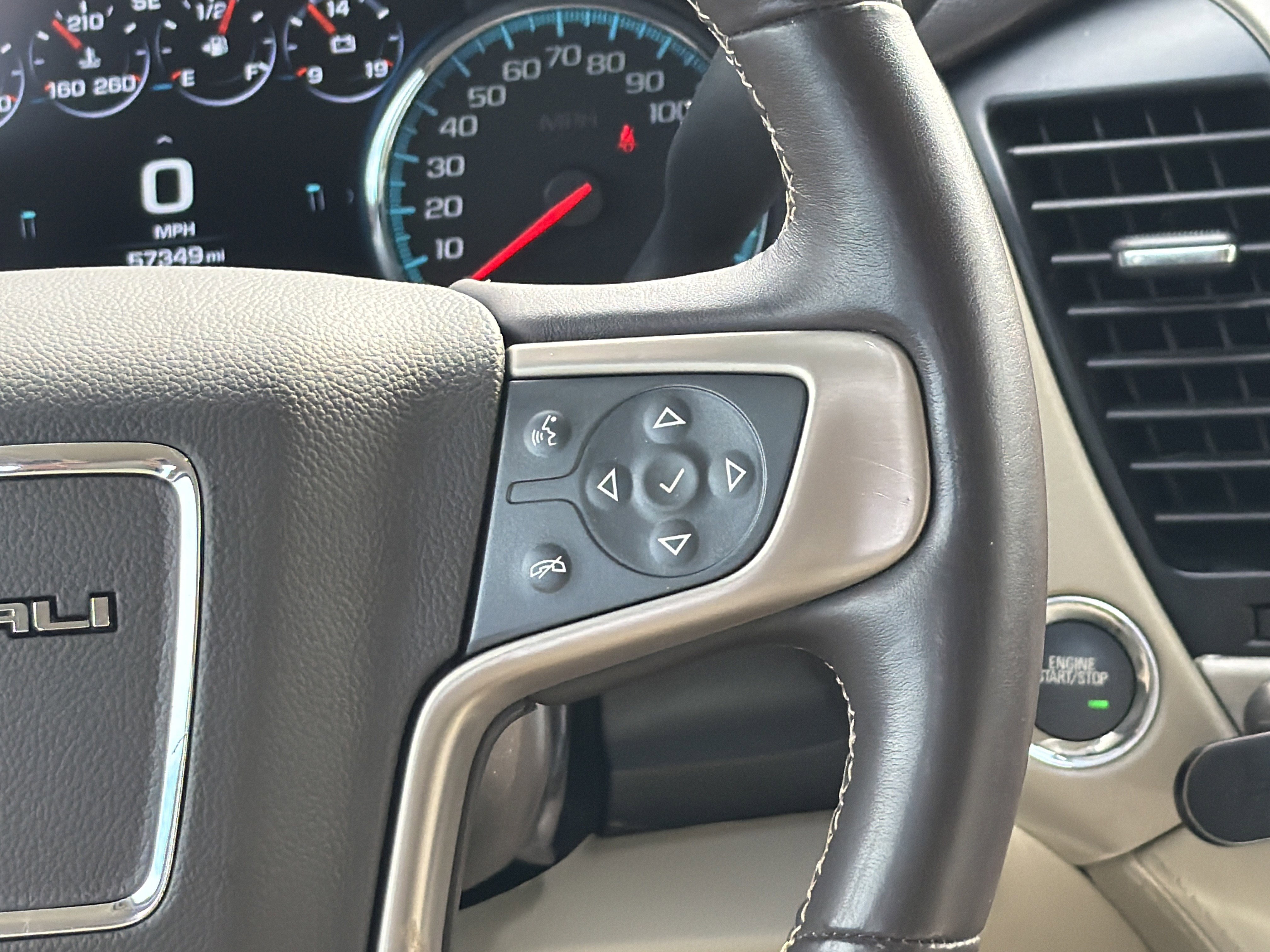 Used 2019 GMC Yukon Denali w/ Denali Ultimate Package image 20