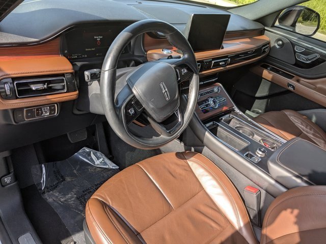 Used 2021 Lincoln Aviator Reserve w/ Equipment Group 201A image 10