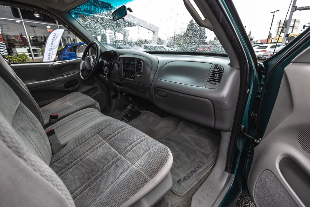 Used 1998 Ford F150 XLT image 24