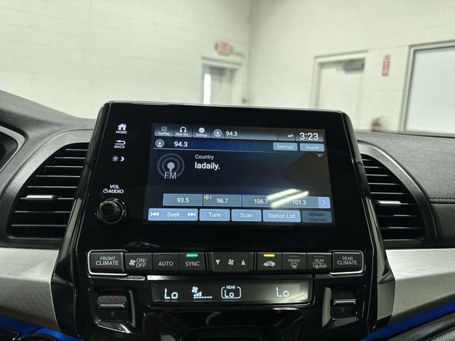 Used 2023 Honda Odyssey Touring image 35
