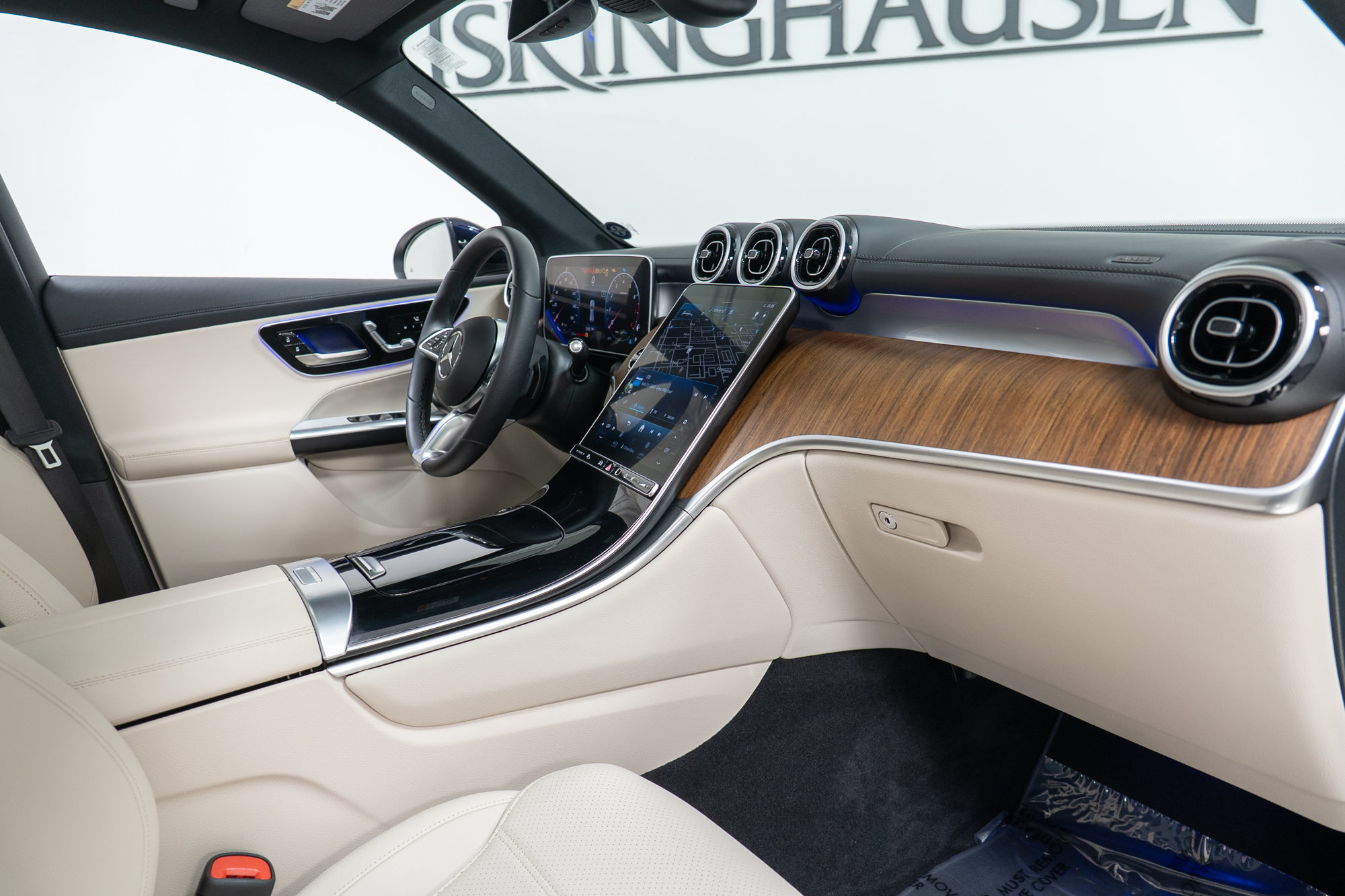 Certified 2024 Mercedes-Benz GLC 300 4MATIC image 21