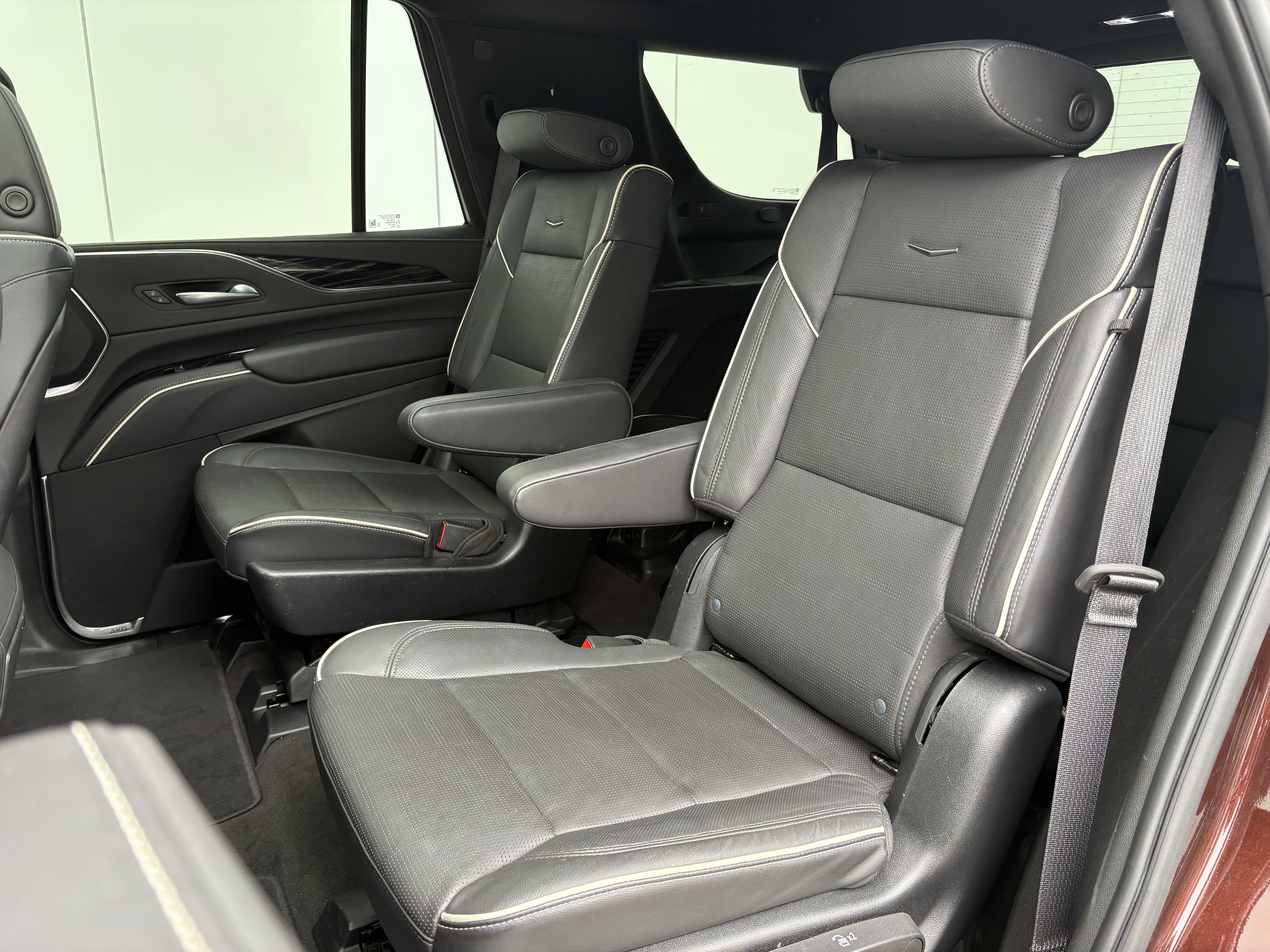 Used 2023 Cadillac Escalade Sport image 13