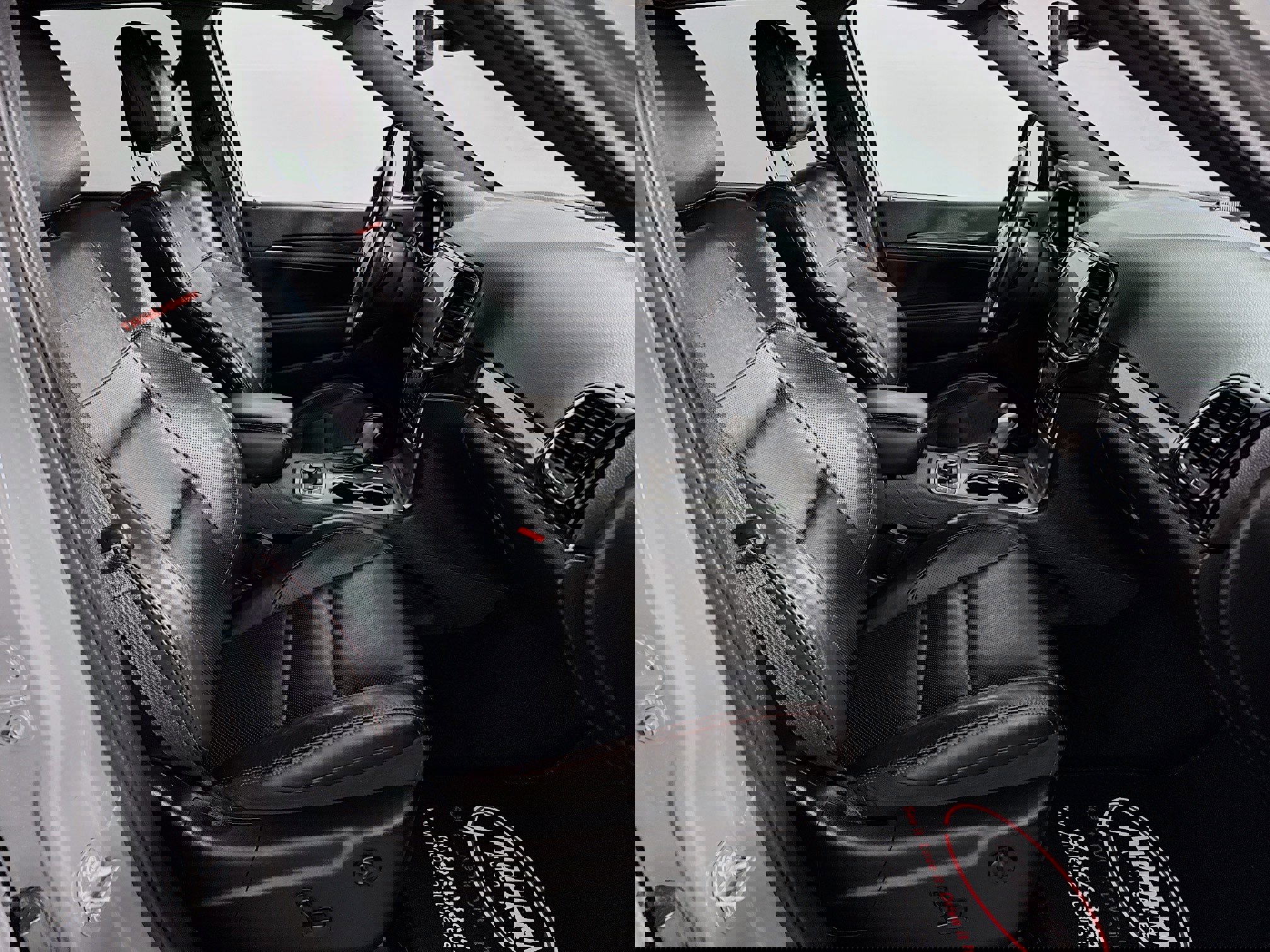 Used 2021 Jeep Grand Cherokee Trailhawk w/ Trailhawk Luxury Group image 36