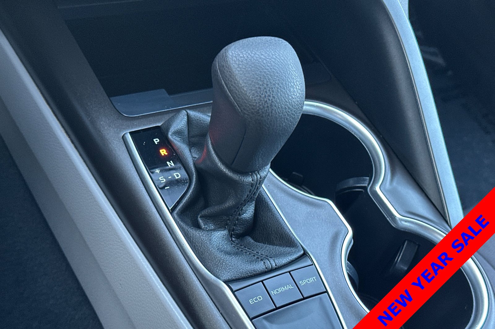 Used 2023 Toyota Camry LE image 21