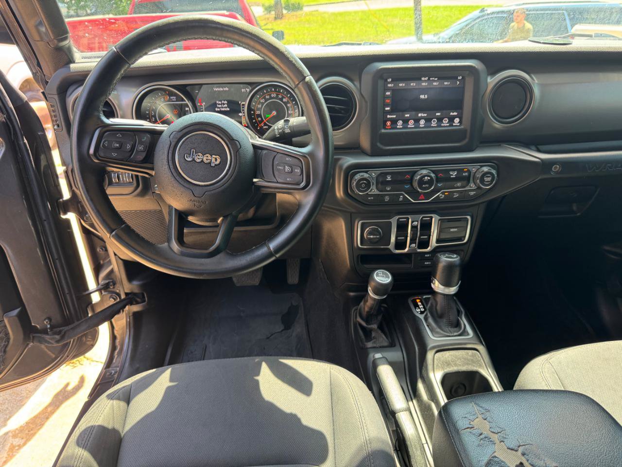 Used 2018 Jeep Wrangler Unlimited Sport S AWD/4WD image 14
