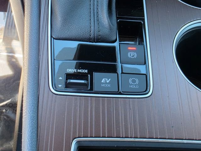 Used 2023 Toyota Sienna XLE w/ XLE Plus Package AWD/4WD image 25