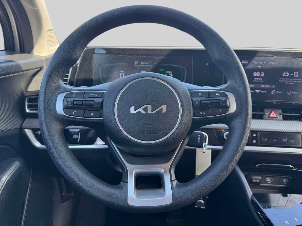 Used 2023 Kia Sportage LX AWD/4WD image 12