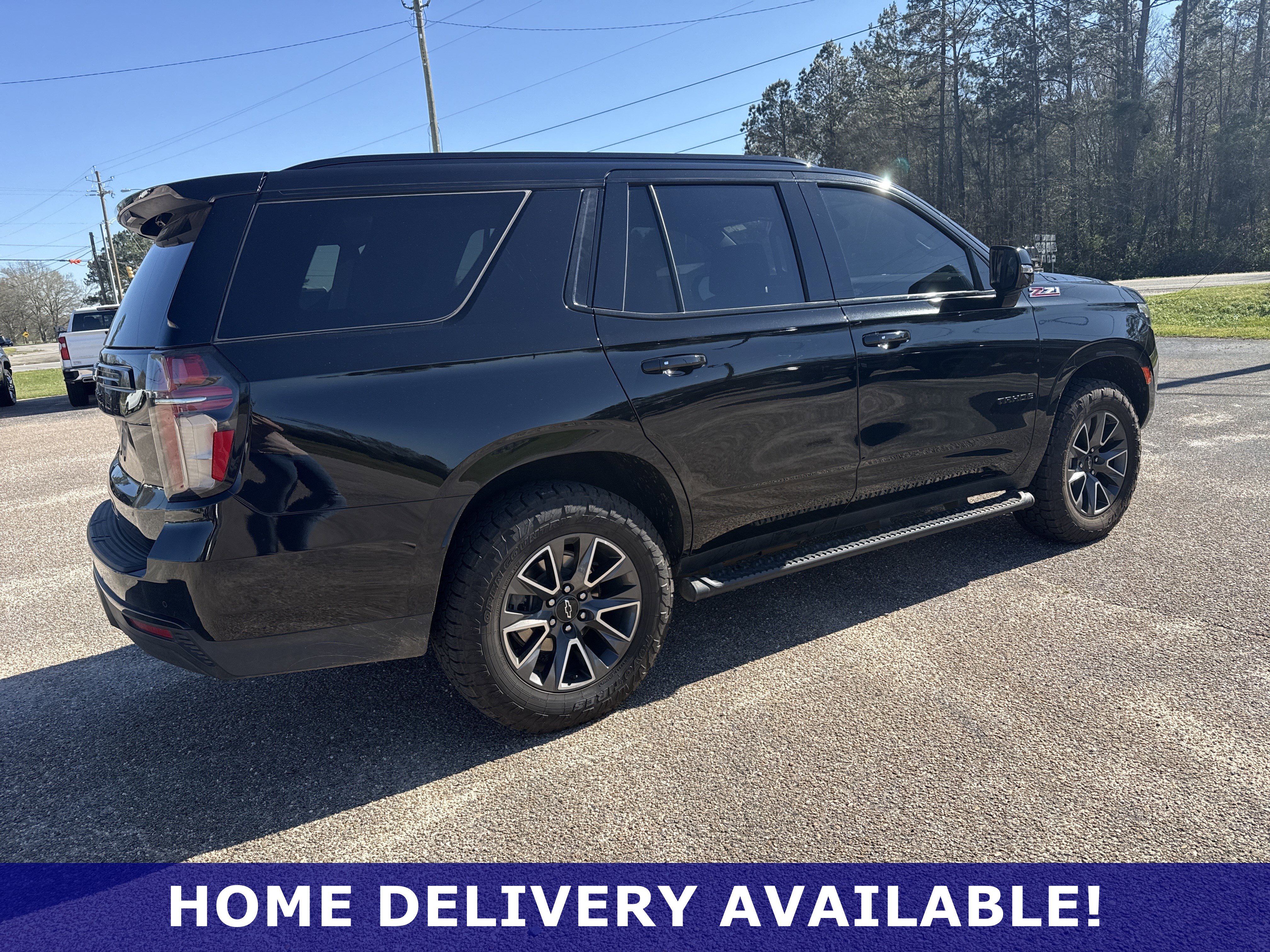 Used 2024 Chevrolet Tahoe Z71 w/ Luxury Package AWD/4WD image 17