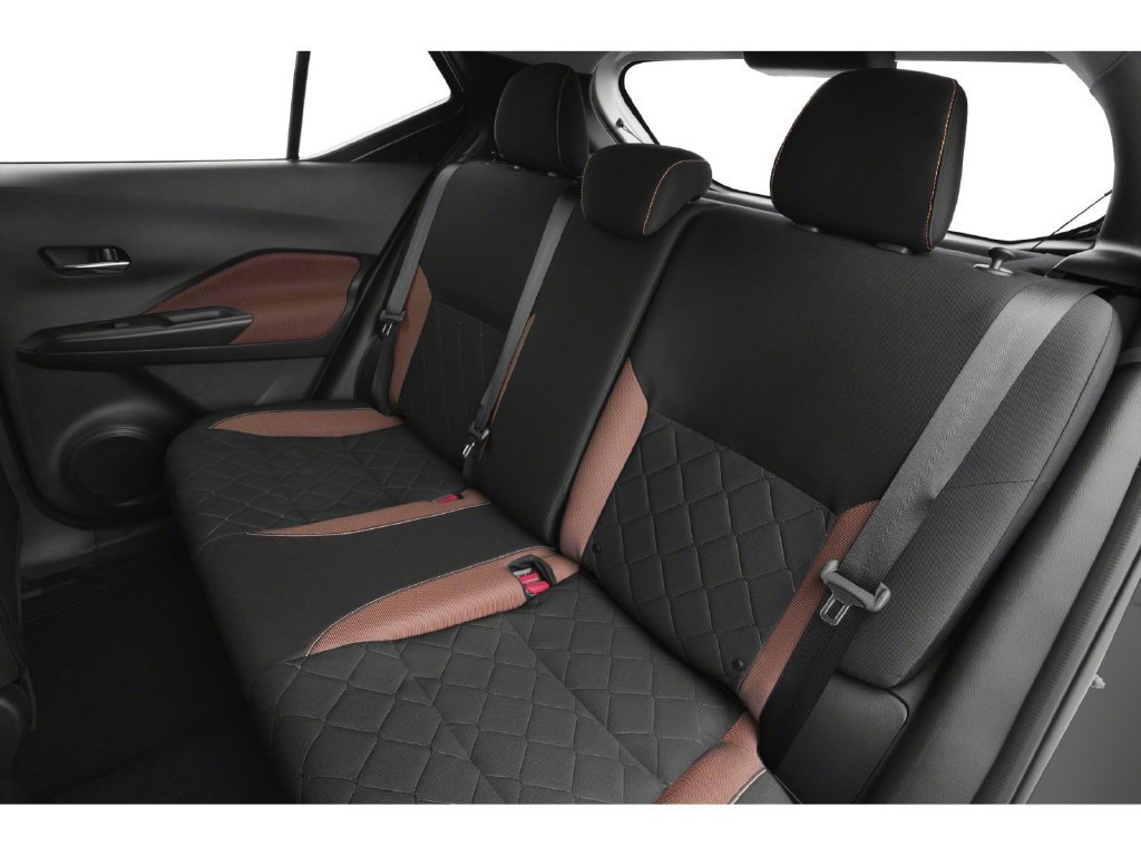 Used 2020 Nissan Kicks SR w/ SR Premium Package FWD image 8