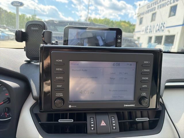 Used 2020 Toyota RAV4 XLE Premium image 24