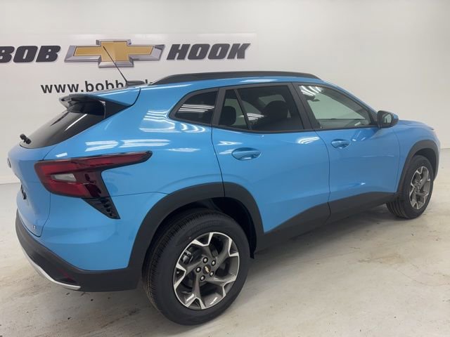 New 2026 Chevrolet Trax LT w/ Driver Confidence Package image 5