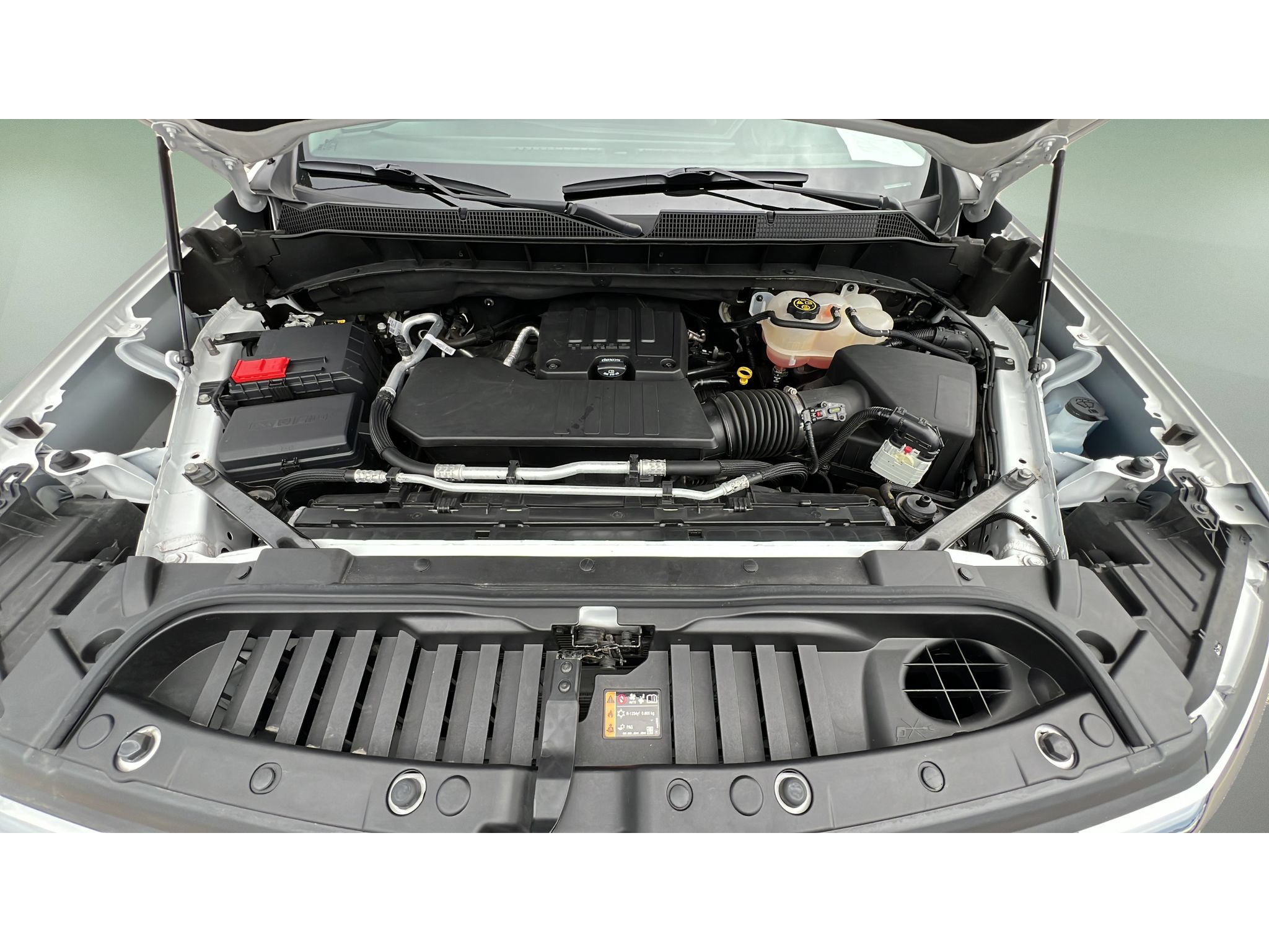 Certified 2024 Chevrolet Silverado 1500 LT AWD/4WD image 33