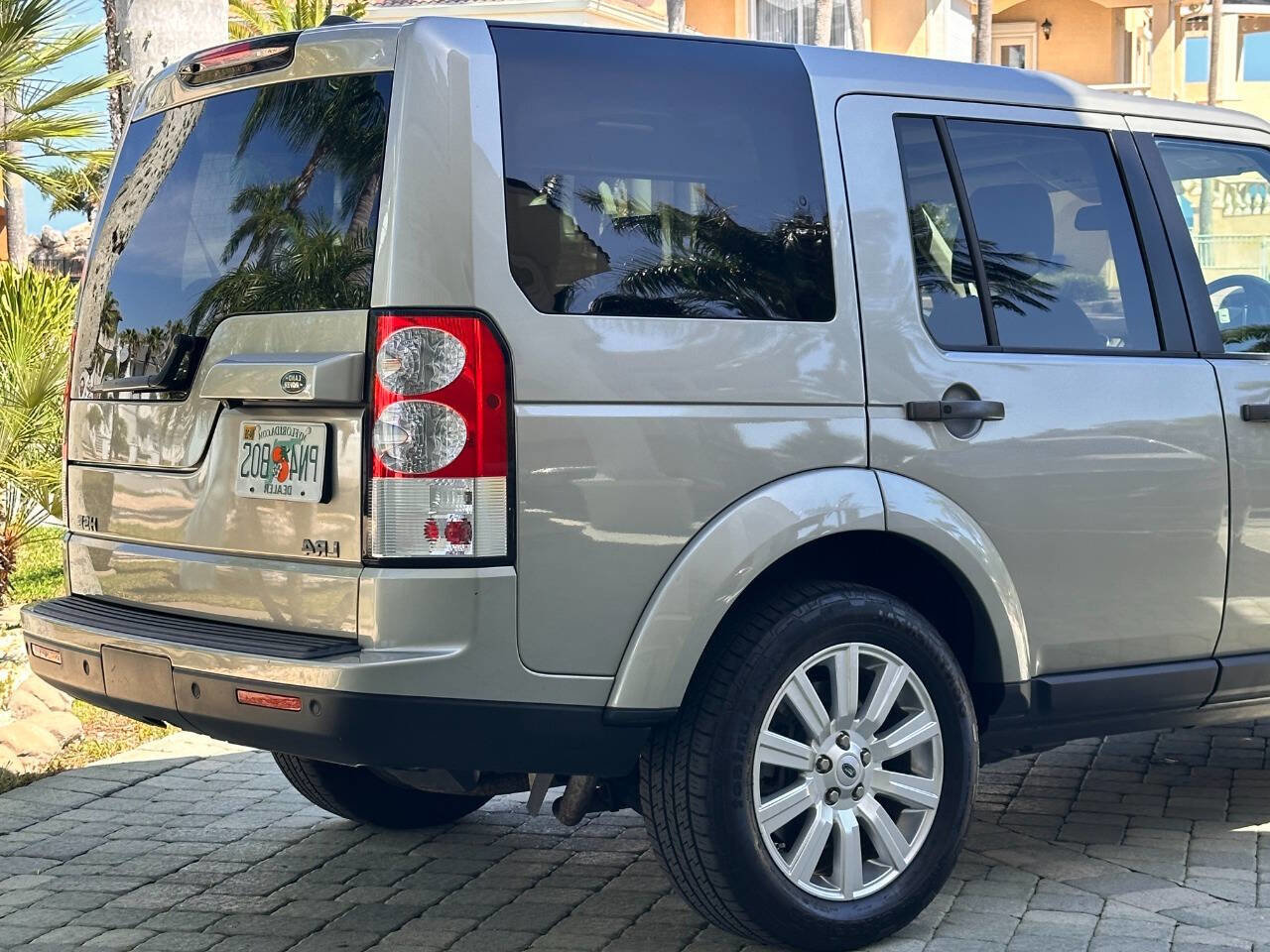 Used 2013 Land Rover LR4 HSE AWD/4WD image 6