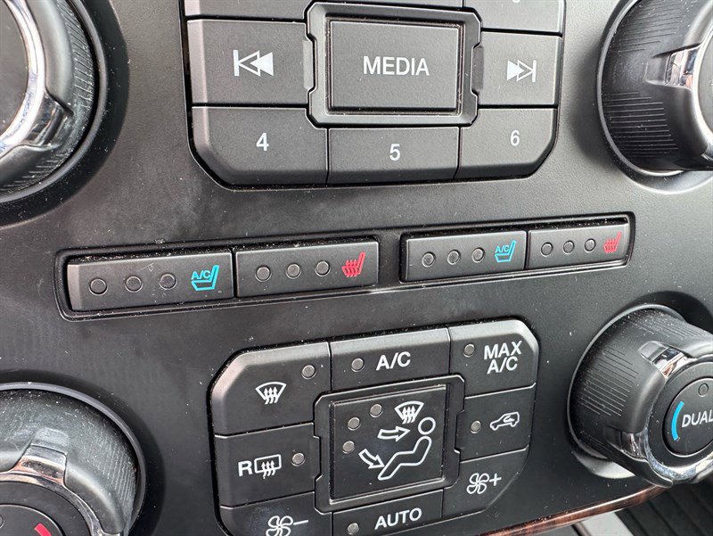 Used 2017 Ford Expedition EL Platinum AWD/4WD image 22