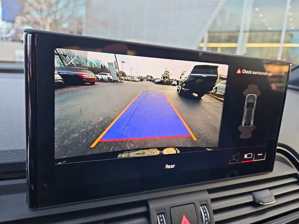 Used 2024 Audi SQ5 Premium image 24