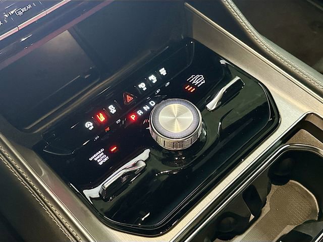 New 2025 Jeep Wagoneer L Series III w/ Quick Order Package 25C Super image 18