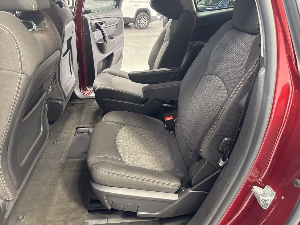 Used 2016 Chevrolet Traverse LT w/ Style and Technology Package image 29