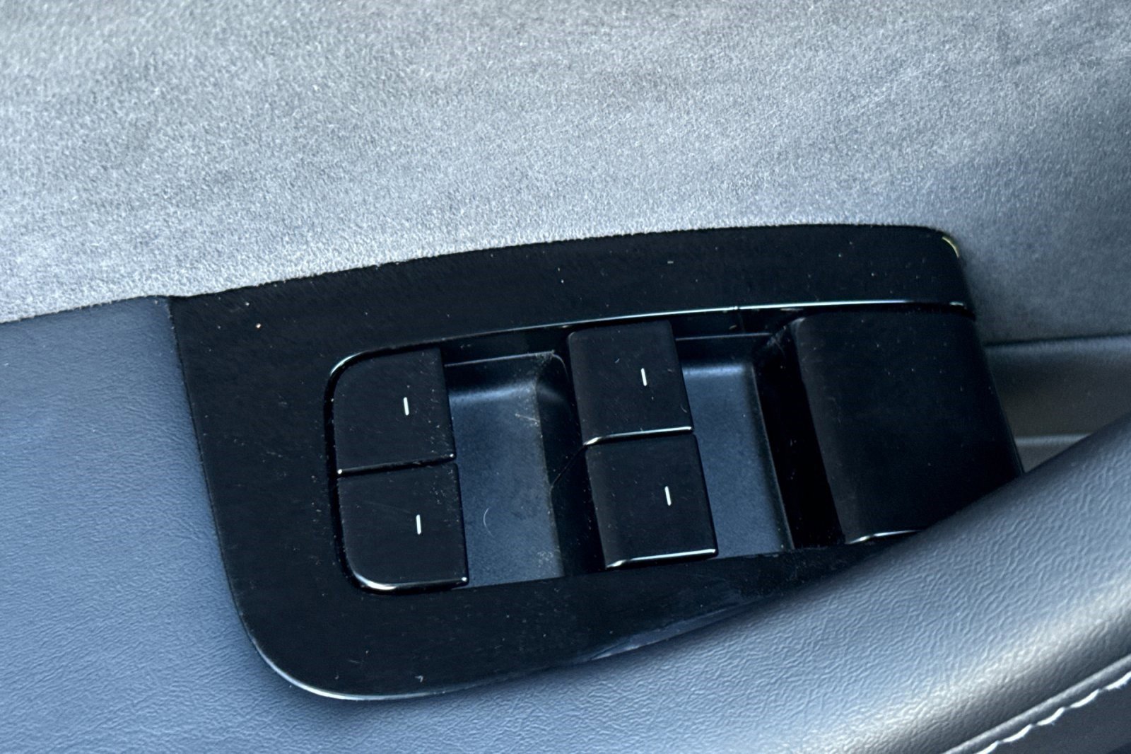 Used 2020 Tesla Model 3 Performance image 13