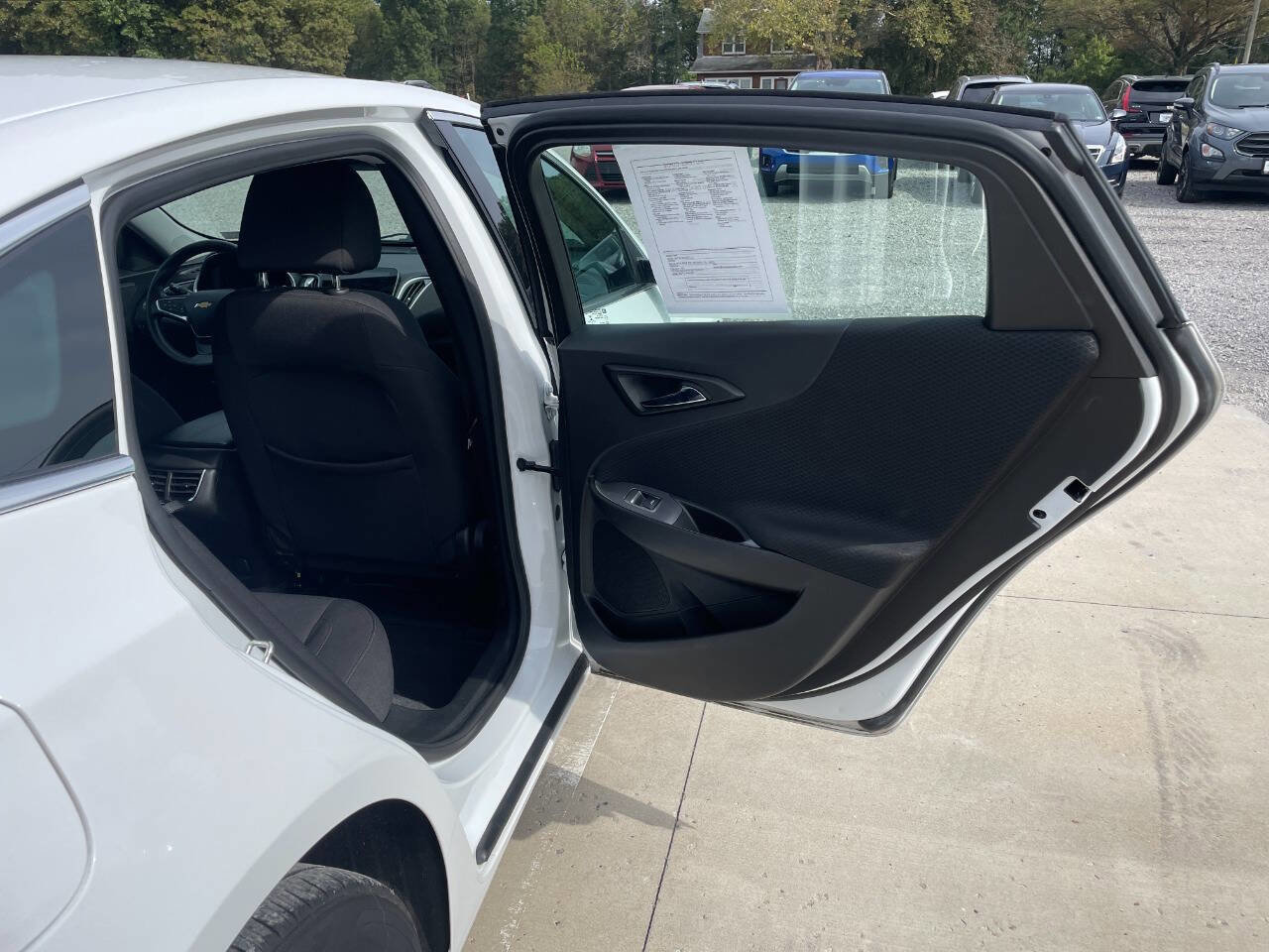 Used 2023 Chevrolet Malibu LT image 16