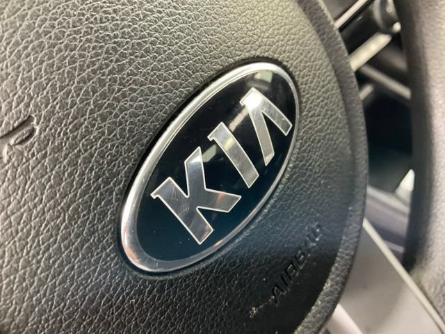 Used 2019 Kia Forte LXS FWD image 46