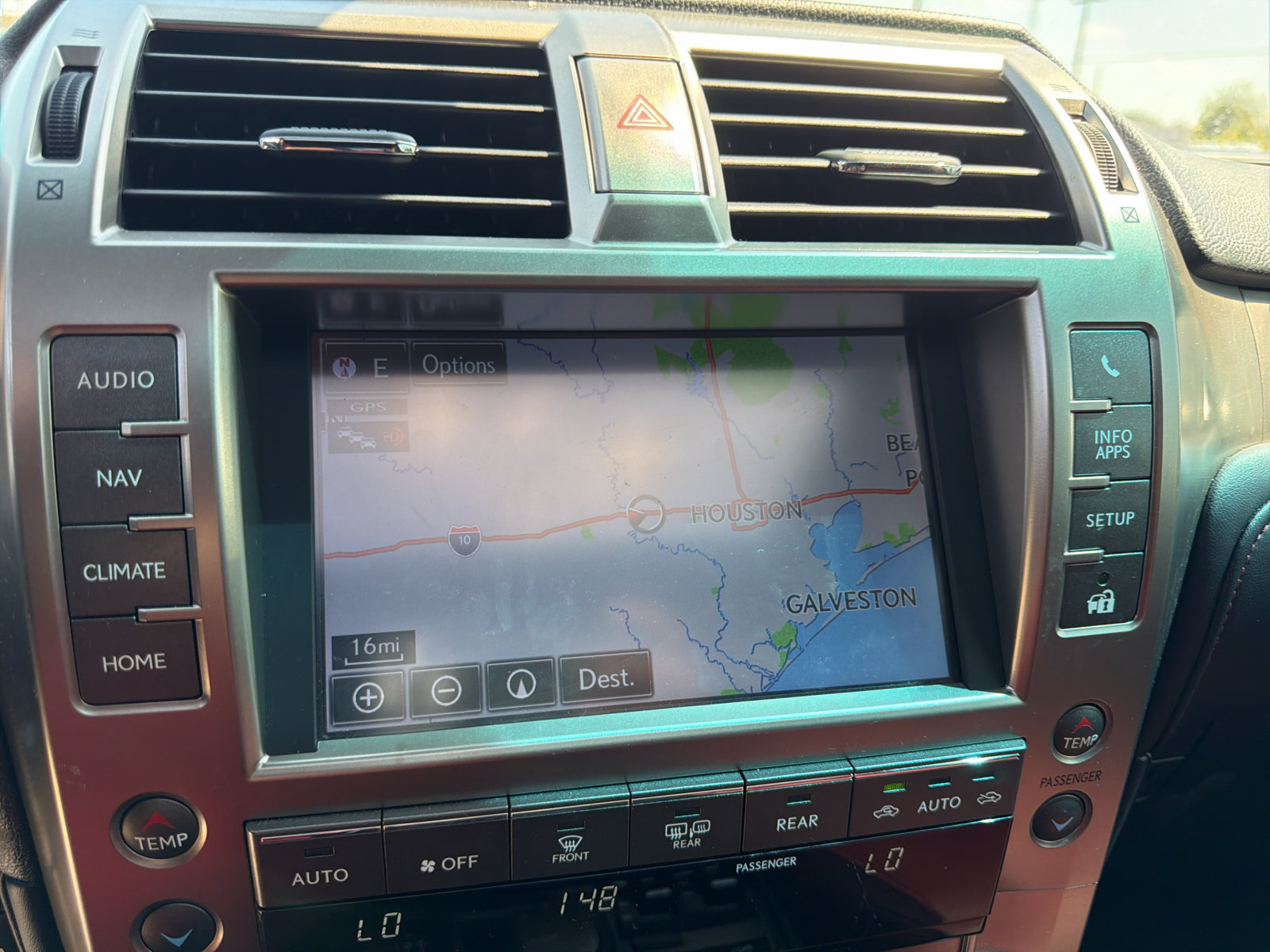 Used 2020 Lexus GX 460 Luxury w/ Accessory Package AWD/4WD image 20