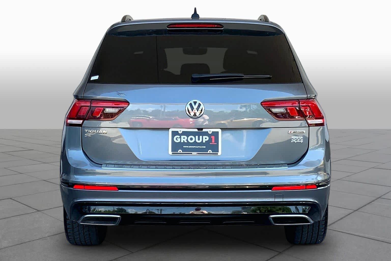 Used 2021 Volkswagen Tiguan SE R-Line AWD/4WD image 5