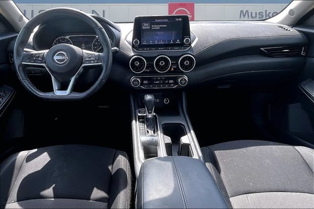 Used 2025 Nissan Sentra SV w/ All-Weather Package FWD image 7