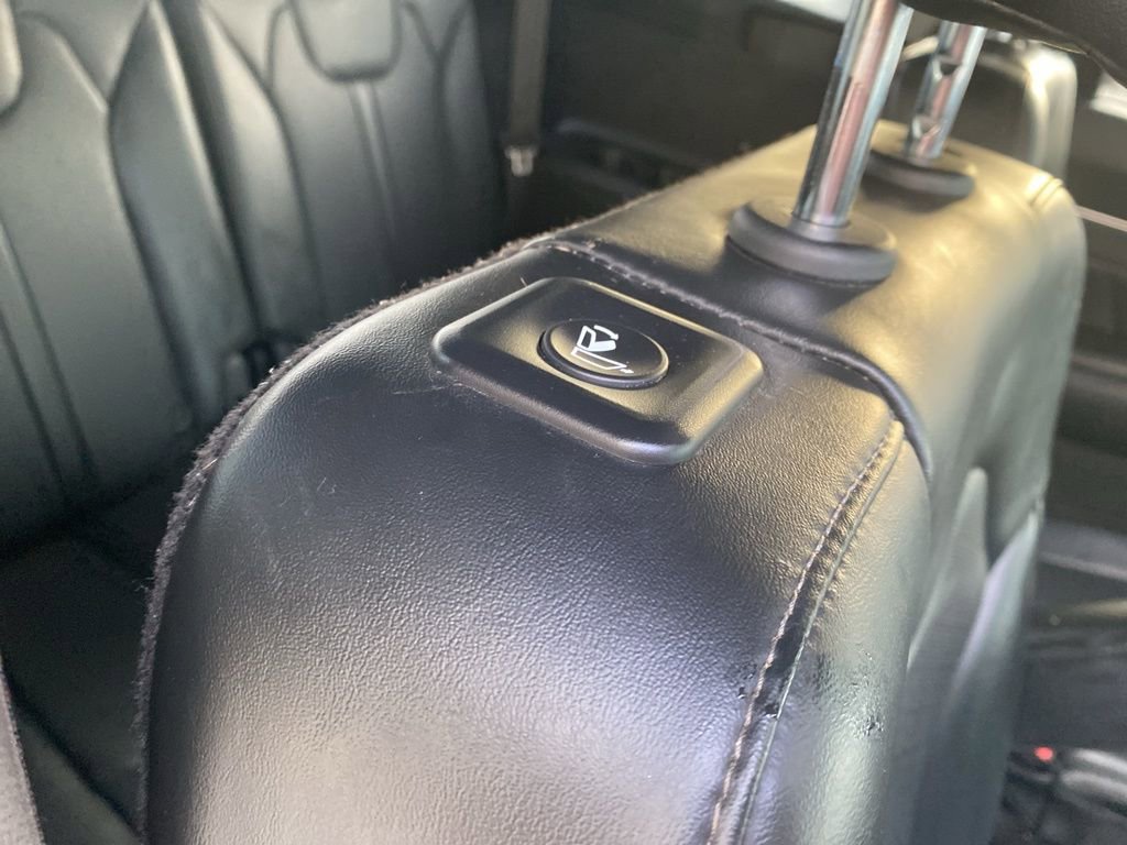 Used 2021 Kia Sorento SX image 13