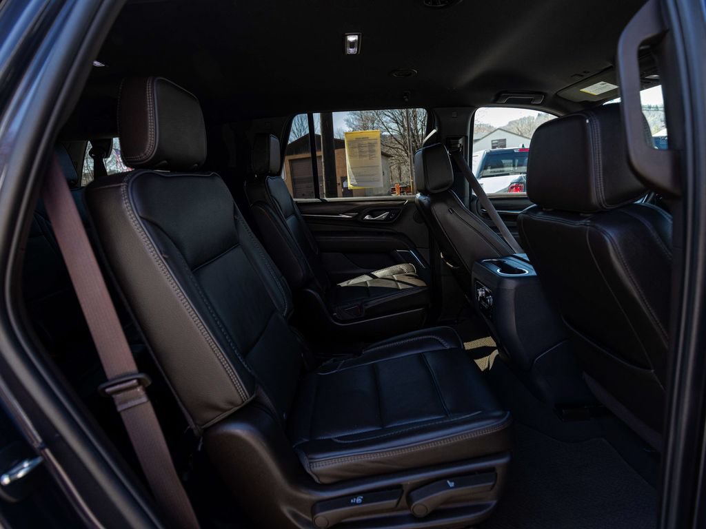 Used 2024 GMC Yukon Denali AWD/4WD image 29